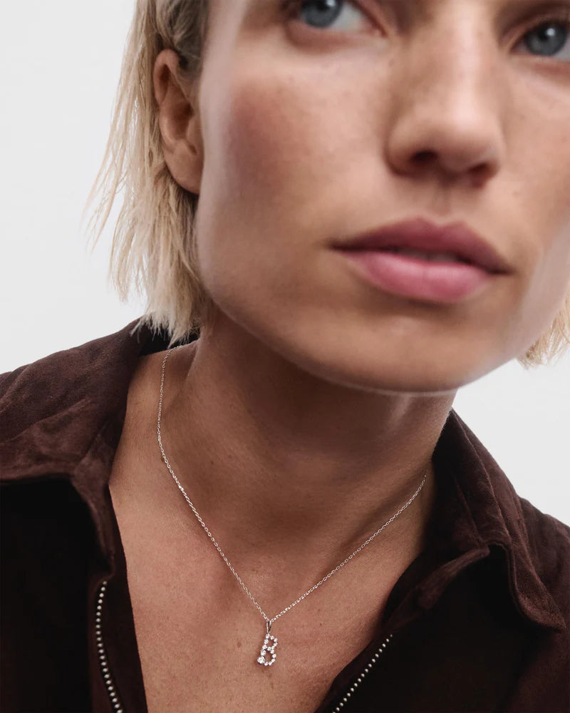 Pendente con iniziale B e in diamanti e oro bianco - Qshops (PDPAOLA)