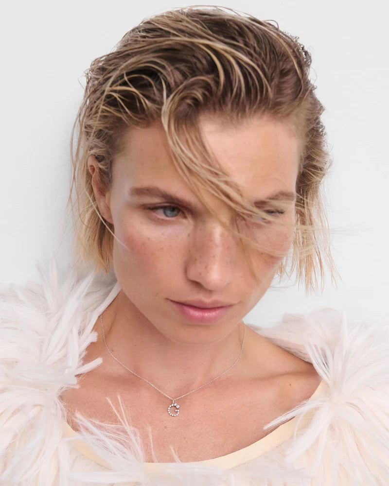 Pendente con iniziale G in diamanti e oro bianco - Qshops (PDPAOLA)