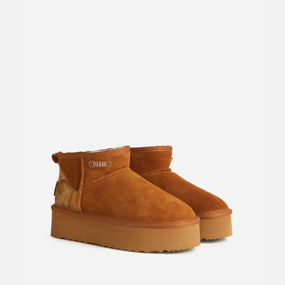 Stivaletti imbottiti in pelle scamosciata con logo smaltato Naturali - Qshops (Alviero Martini 1A Classe)