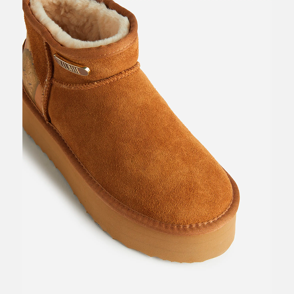 Stivaletti imbottiti in pelle scamosciata con logo smaltato Naturali - Qshops (Alviero Martini 1A Classe)