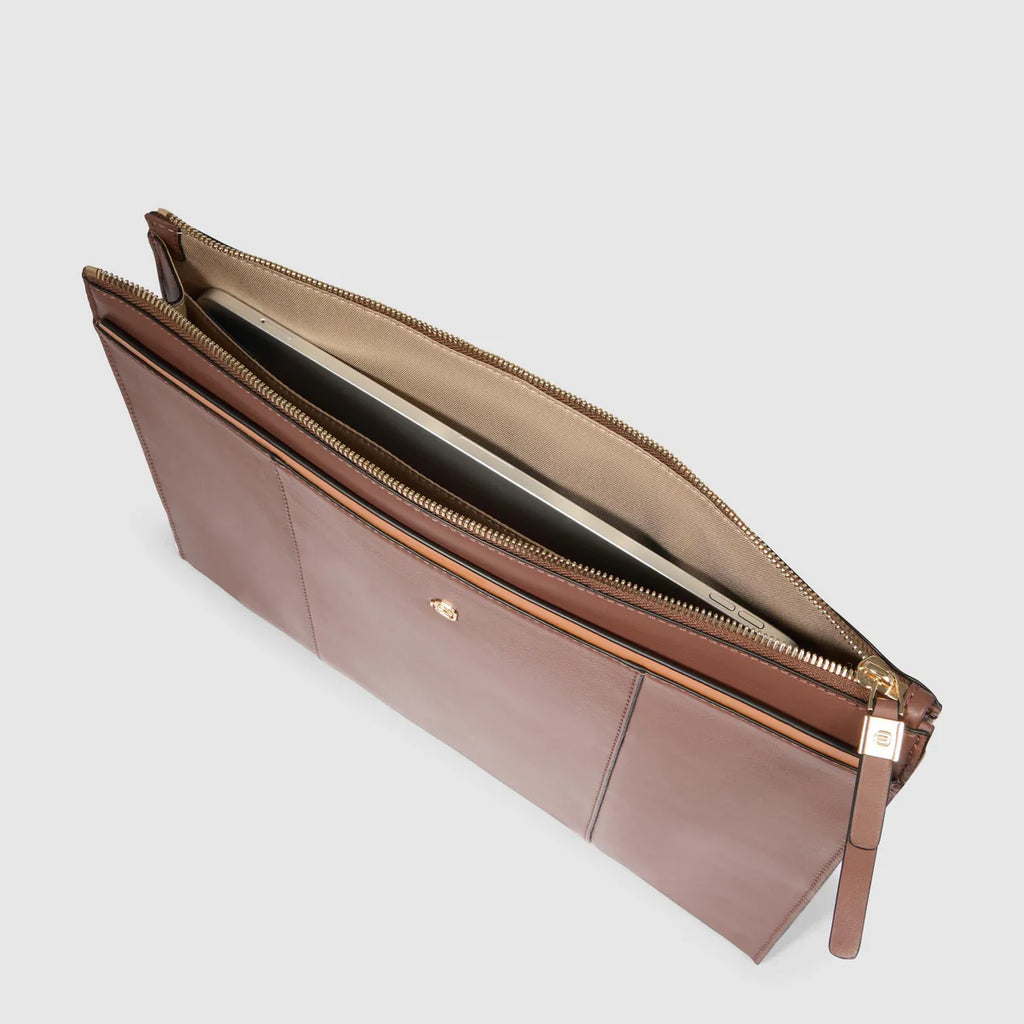 Pochette in pelle porta iPad Marrone Beige - Qshops (Piquadro)