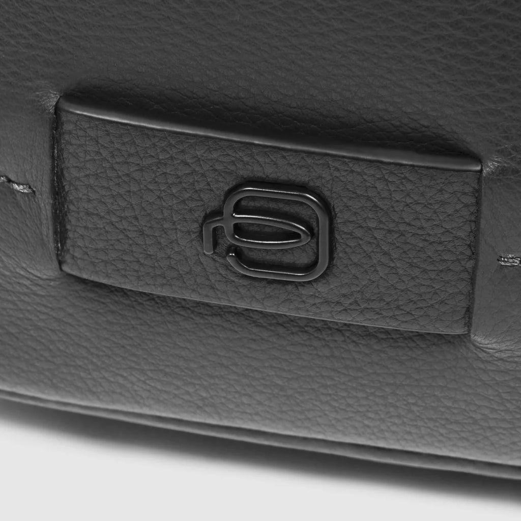 Borsello uomo porta iPad Nero - Qshops (Piquadro)