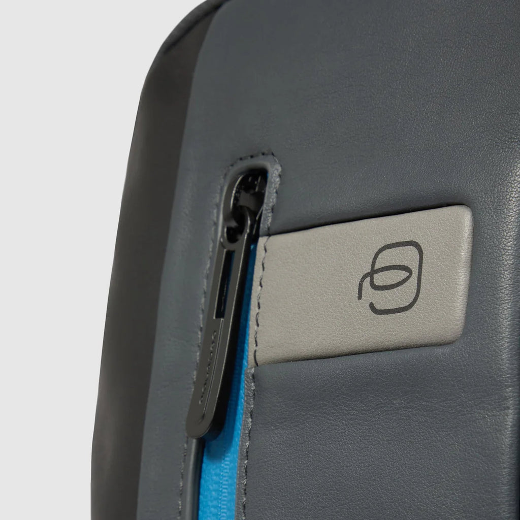 Zaino monospalla uomo per iPad mini Nero Grigio - Qshops (Piquadro)