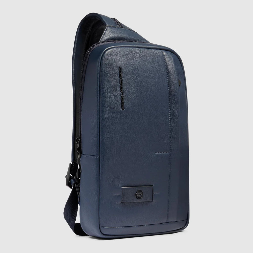 Zaino monospalla uomo porta iPad Blu - Qshops (Piquadro)