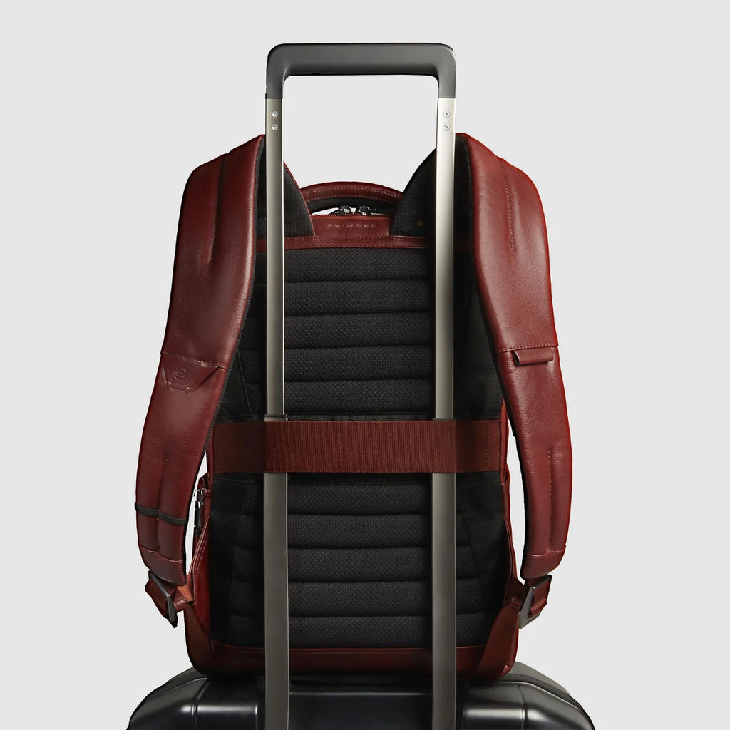 Zaino uomo porta pc 14" personalizzabile Marrone - Qshops (Piquadro)