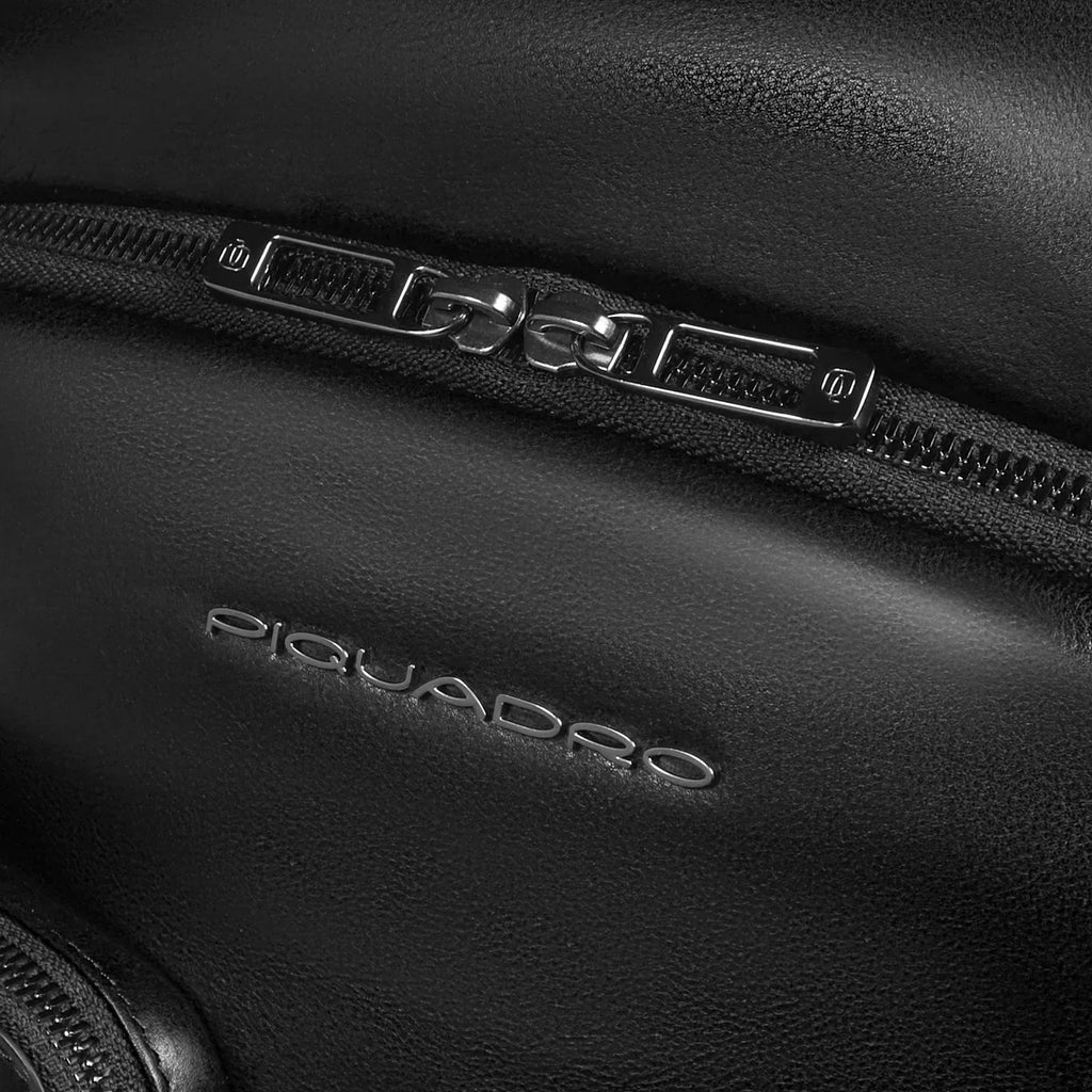 Zaino uomo porta pc 15.6" personalizzabile Nero - Qshops (Piquadro)