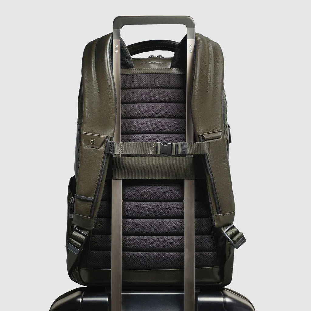 Zaino uomo porta pc 15.6" personalizzabile Verde - Qshops (Piquadro)