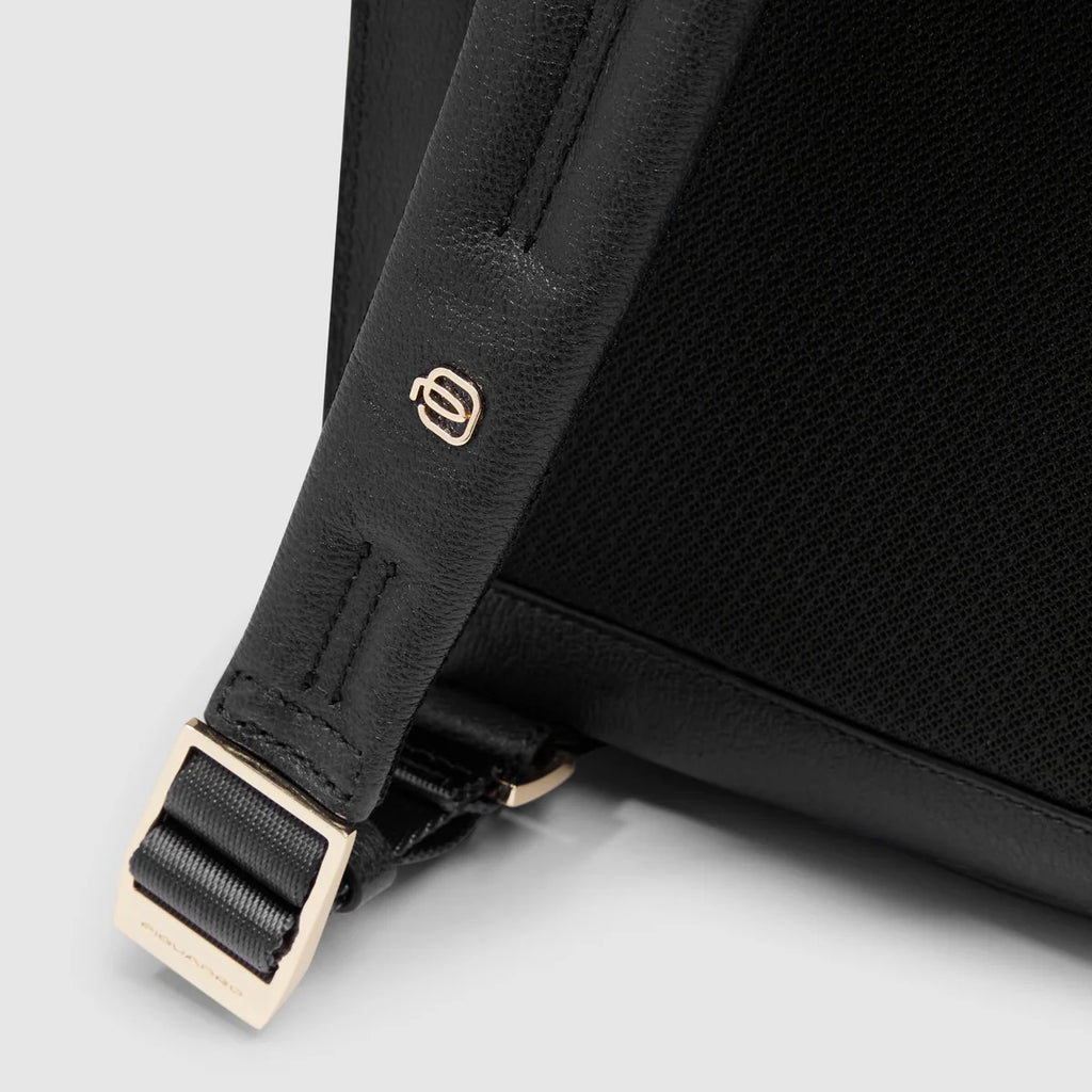 Zaino donna porta pc 15.6" Nero - Qshops (Piquadro)