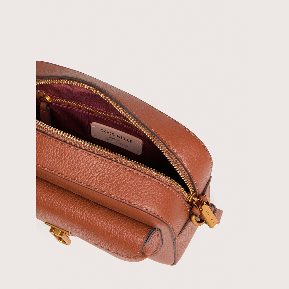 Coccinelle Beat Soft Small Cognac - Qshops (Coccinelle)