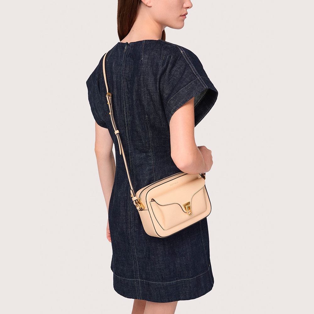 Coccinelle Beat Soft Small Cognac - Qshops (Coccinelle)