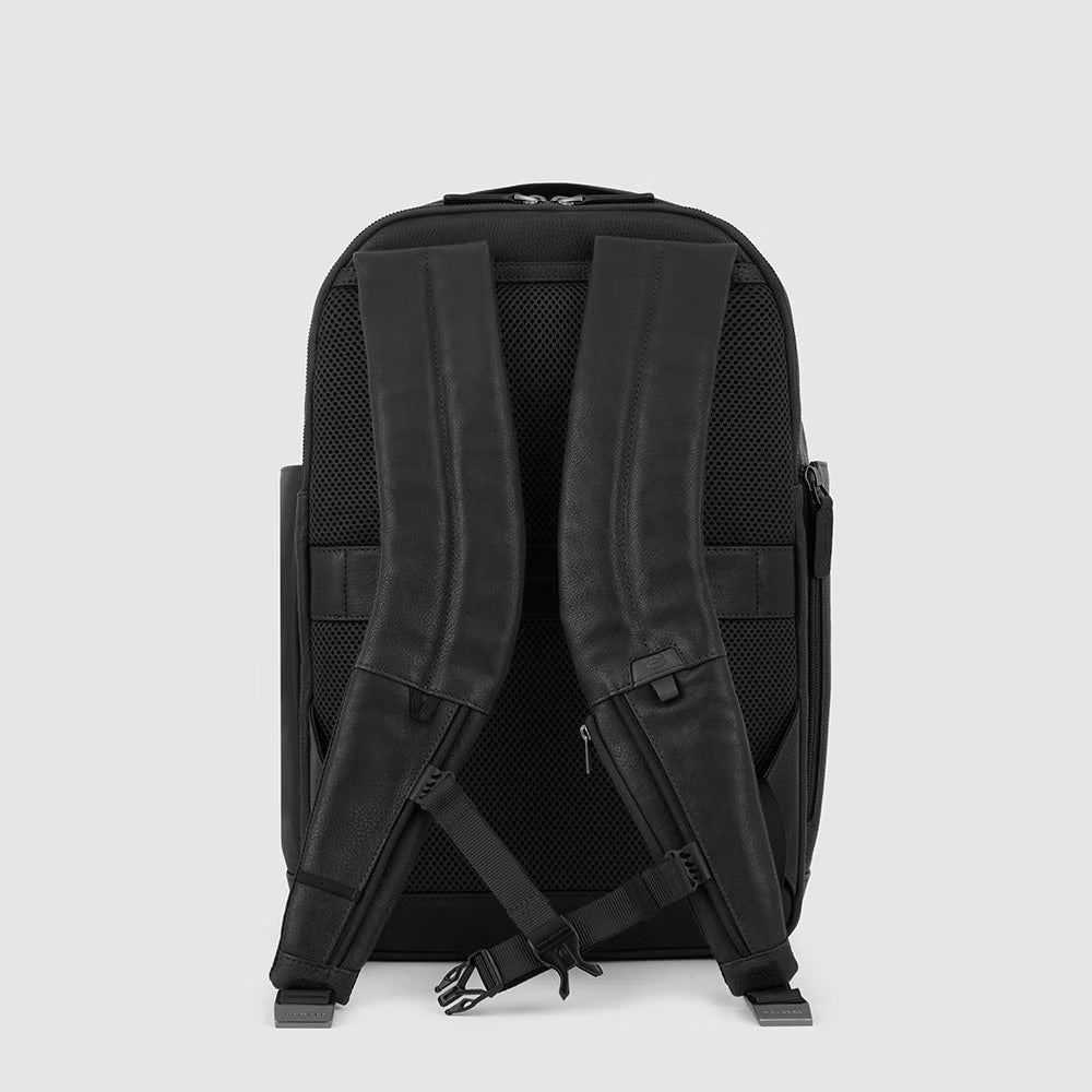 Zaino porta computer 15.6" e porta iPad Paavo Nero - Qshops (Piquadro)