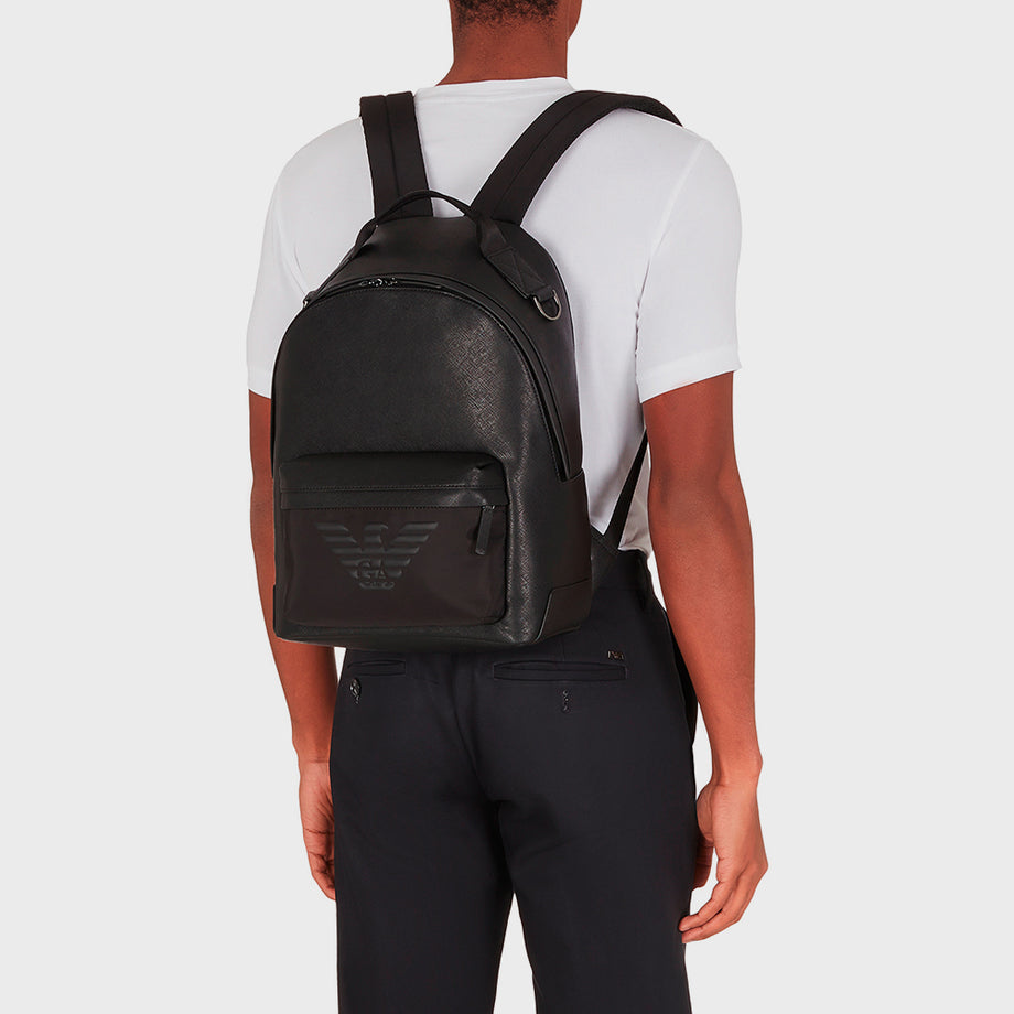 Zaino Nero stampa saffiano Emporio Armani – Qshops
