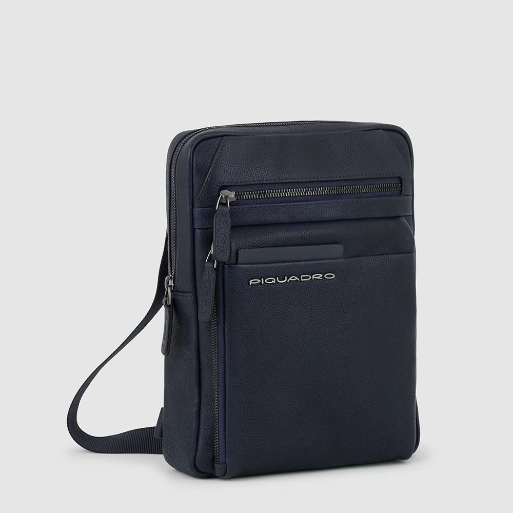 Borsello porta iPad Paavo Blu - Qshops (Piquadro)